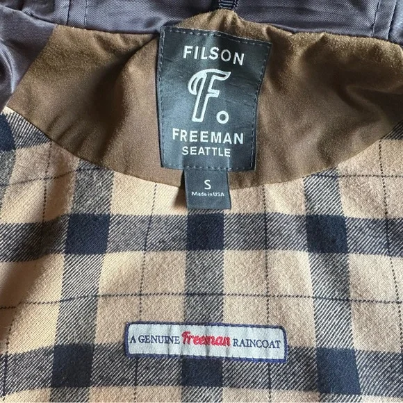 Filson X Freeman Seattle Raincoat in Dark Earth Cover Cloth Size Small